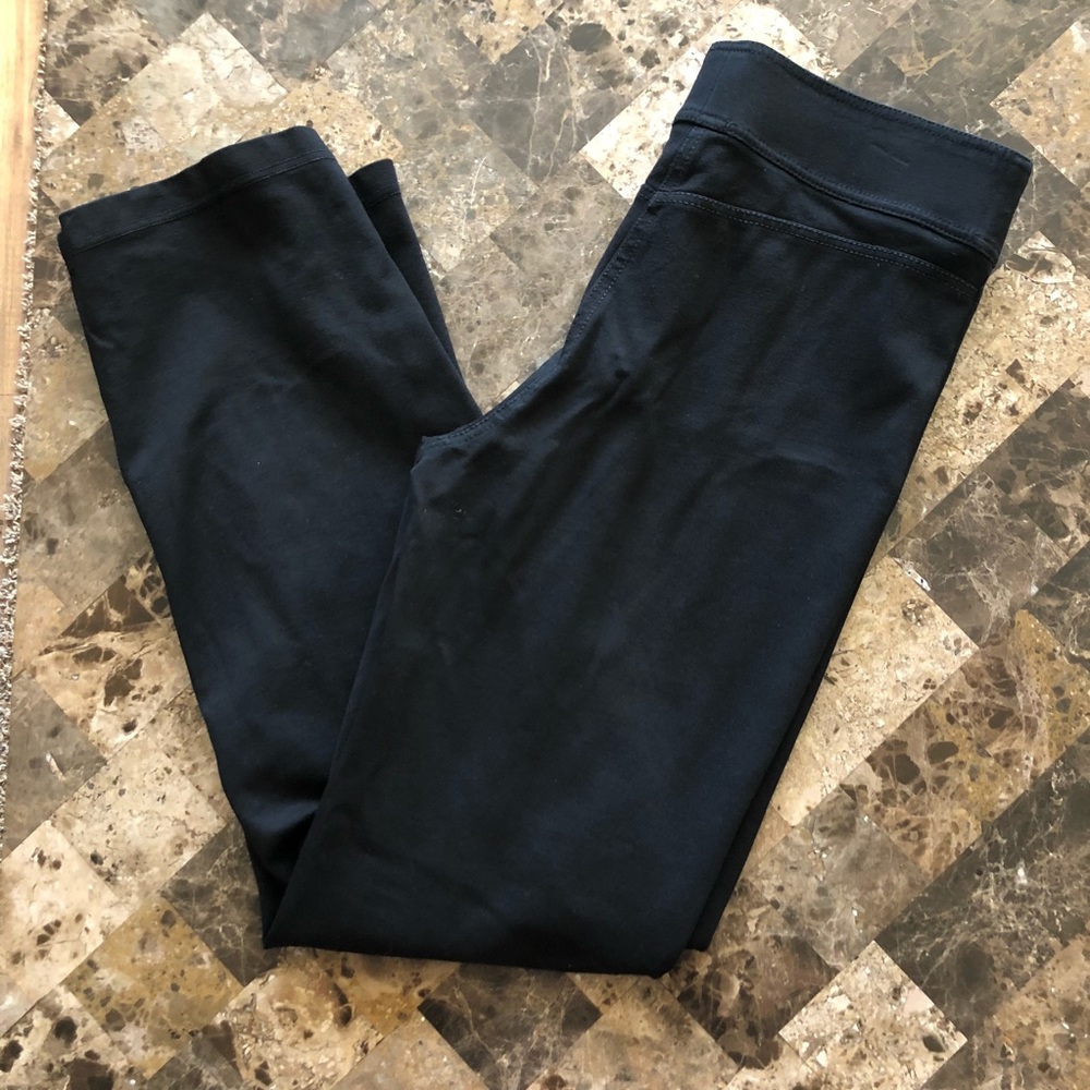 Nygard Slims, M (10-12) Black Stretch pants!!